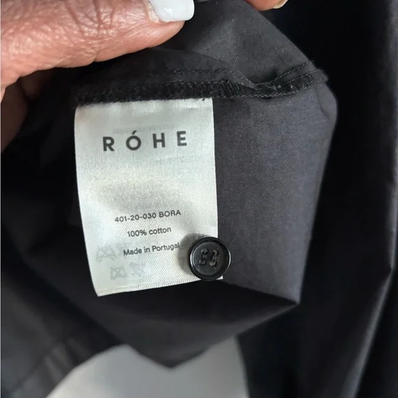 Röhe Black Pleated-Trim blouse, size 8/10(Euro 42), preowned and great condition - Picture 4 of 5